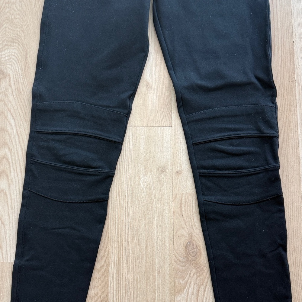 Aqua Black Leggings - Picture 2 of 4